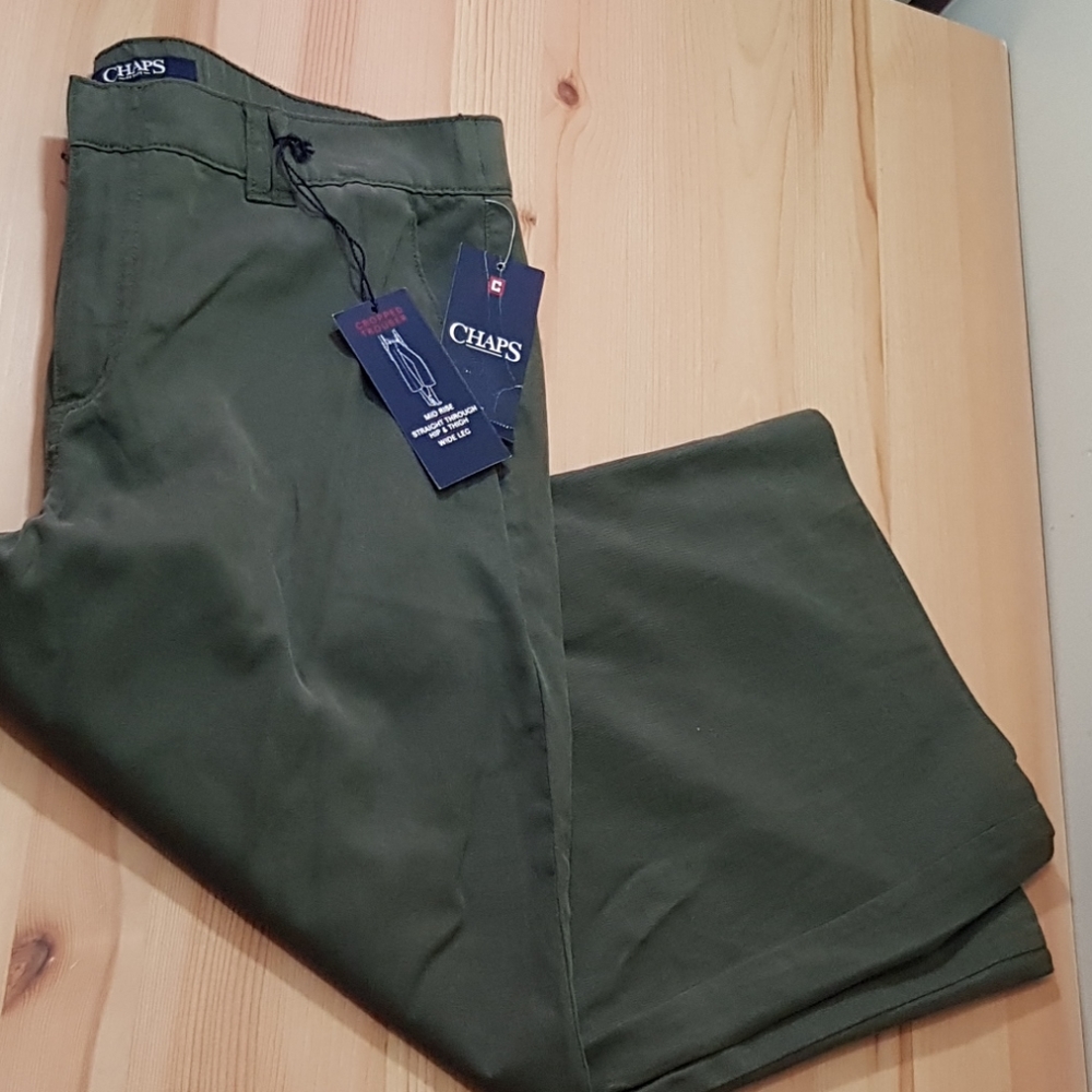 NWT Chaps cropped trouser size:12P
